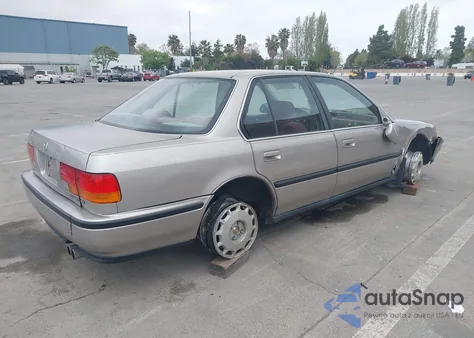 1993 Honda Accord Ex из США, поврежденный, VIN JHMCB7674PC001003